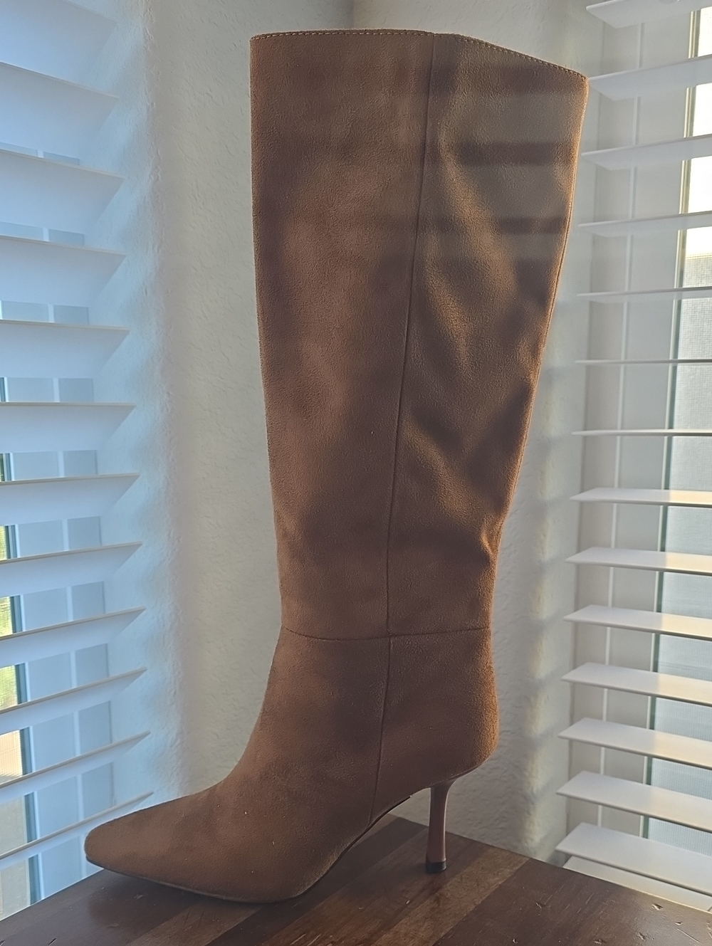 Brown Knee-High Pointed-Toe Stiletto Boots